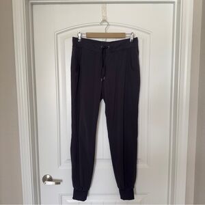 Athleta Size 6 Tall Black Brooklyn Ankle Pants Yoga,‎ Athletic Pull On Pants
